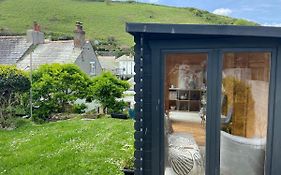 Fishermens Cottage With Secret Garden